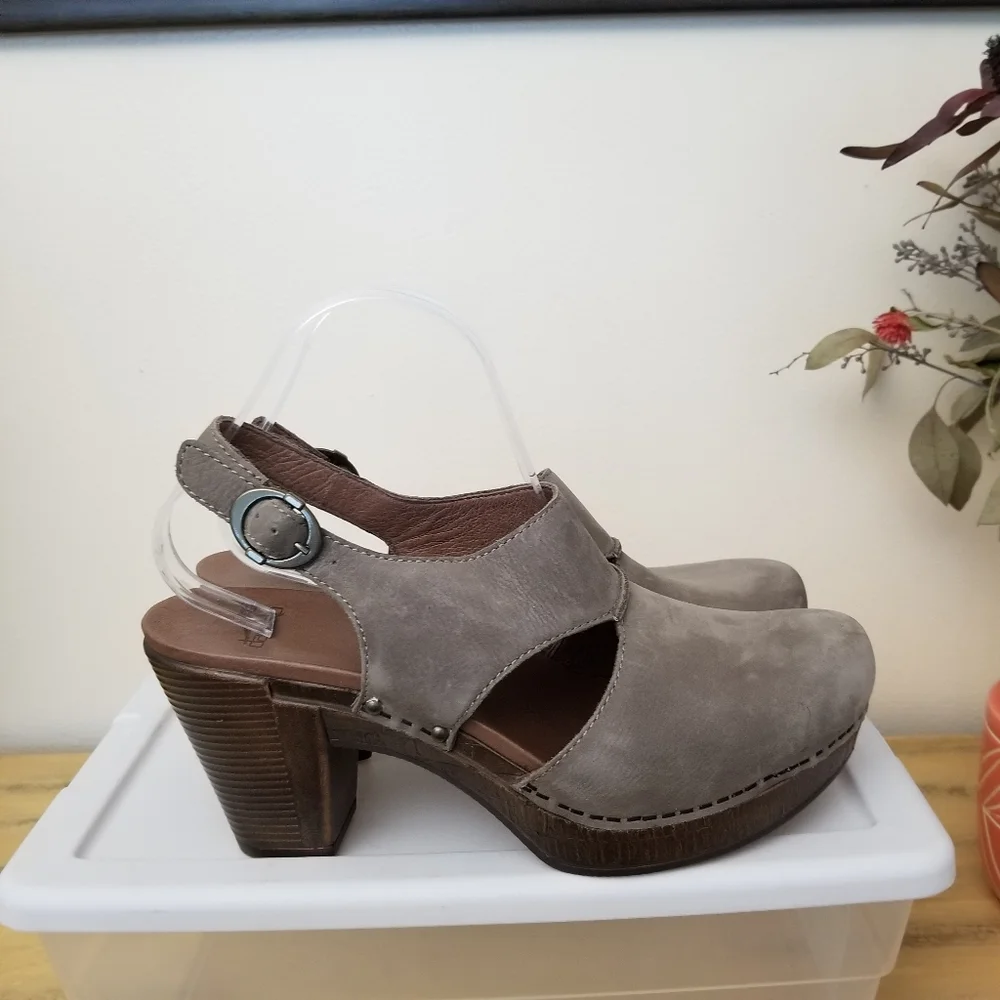 Dansko Riley Slingback Heel Clogs - Picture 2 of 10